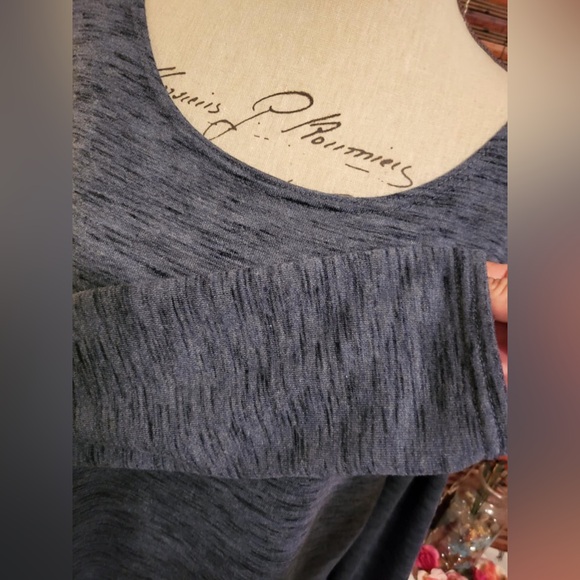 👚5for$15!🕶️ Danskin top. - Picture 4 of 4